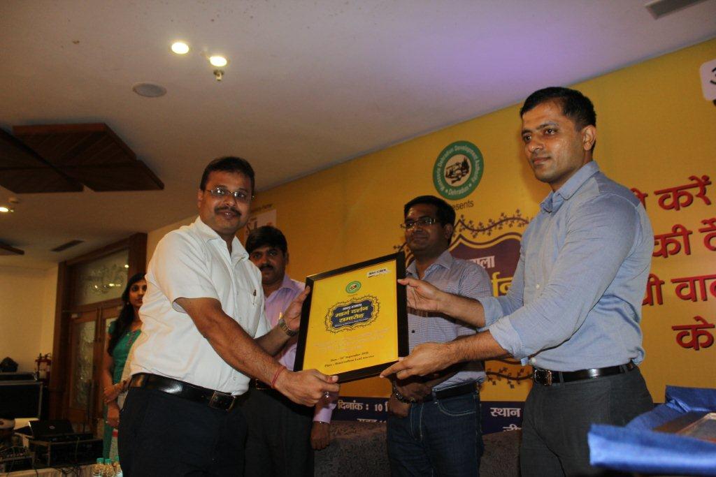 f9b197c8-4437-4fac-a549-87e8e38b072e